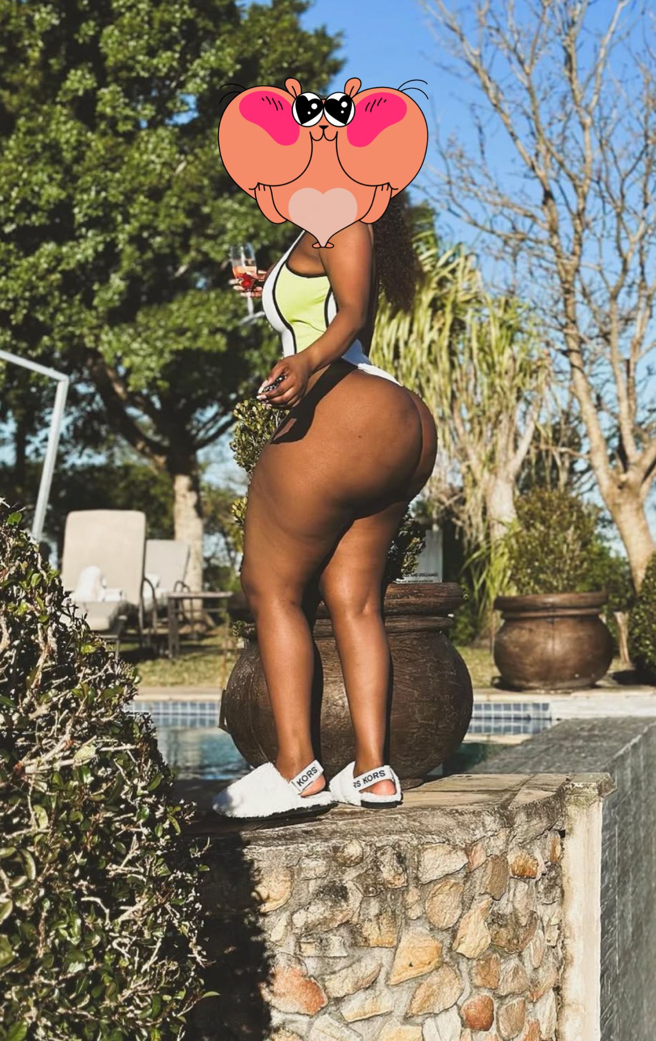 גני בנתניה – תיירת אפריקאית 35