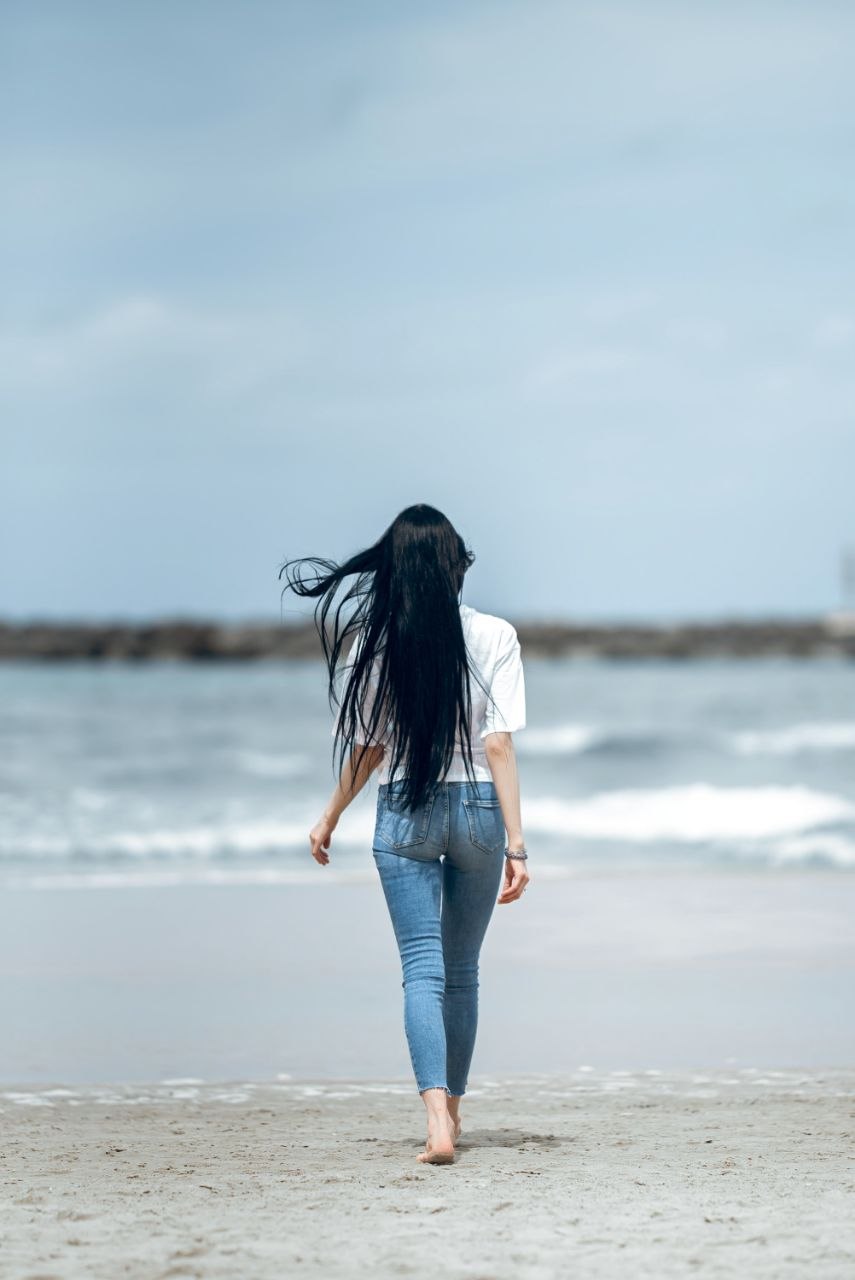ליזה מעסה חלומית בת 25 כוסית בתל אביב