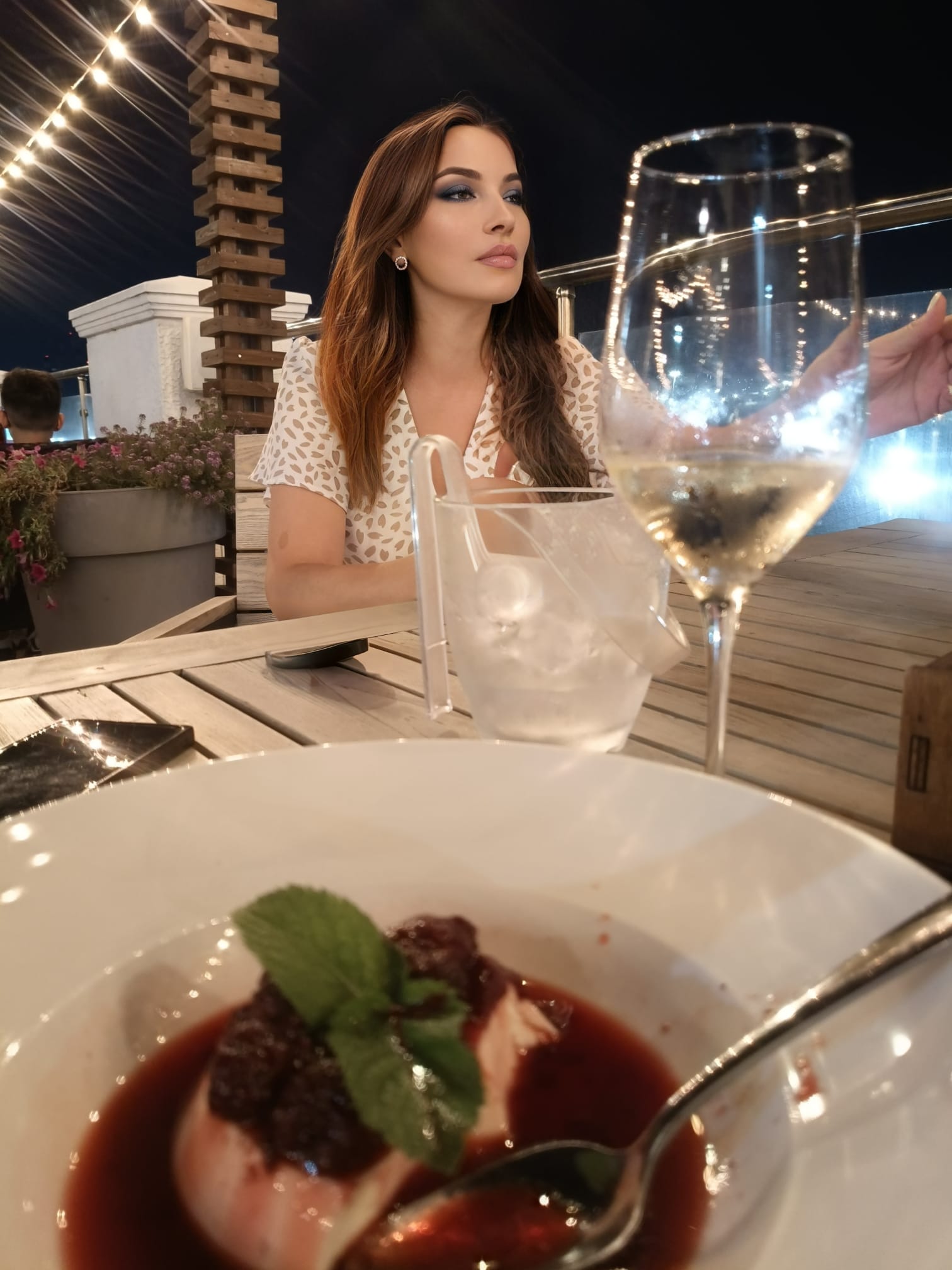 לילי- בת 29 דוגמנית מעסה אלגנטית – בתל אביב